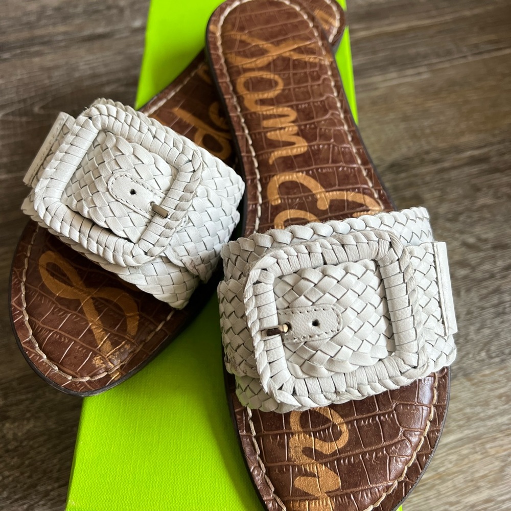 Sam Edelman White Buckle Sandal SZ 9.5